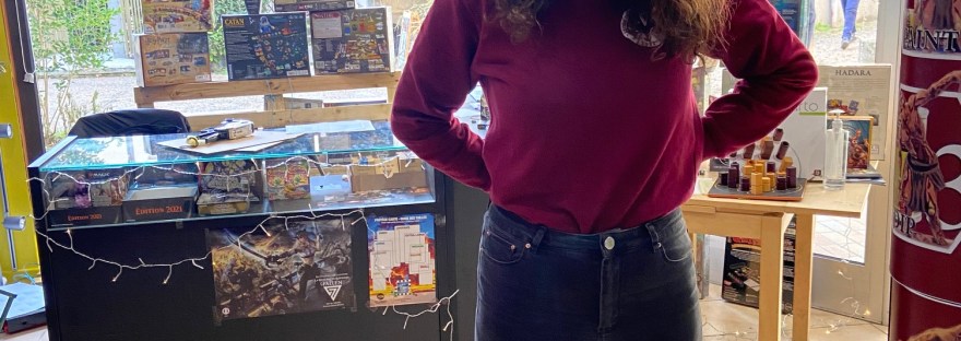 Jade Missakian Guyajeux gif sur yvette 91 jeux de plateau